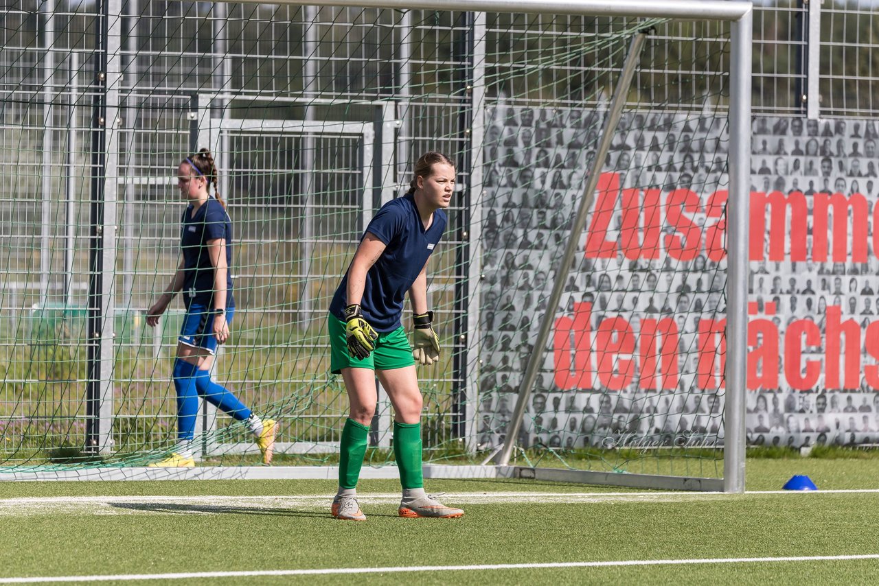 Bild 152 - Saisonstart Oberliga